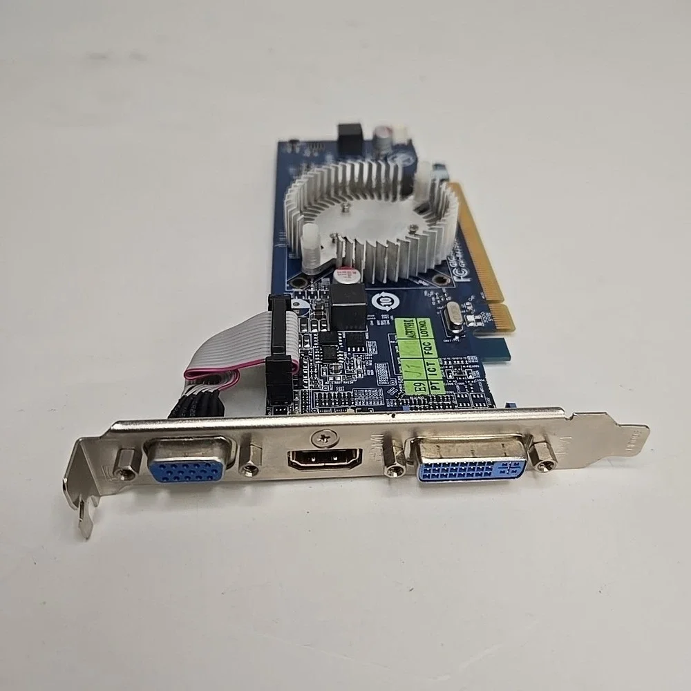 Gigabyte ATI Radeon HD 4350 GV-R4350C-512I 512MB Video Graphics Card‎
